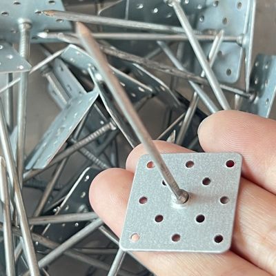 1.6x24x24mm アルミニウム孔付き隔熱ピン 外壁隔熱固定器用セルフアデッシブ