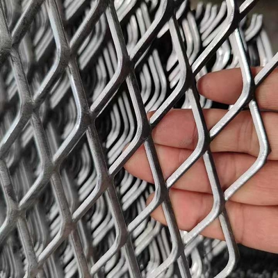 トレーラーデッキパネル用エキスパンドメタル安全グレーチング