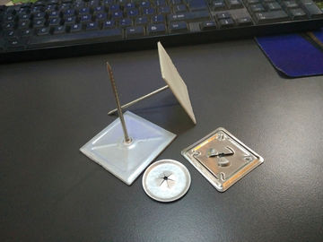 2.7mm x 70mm 自己粘着ロックウールピン 50 x 50 mm ベース (ほこり除去用)