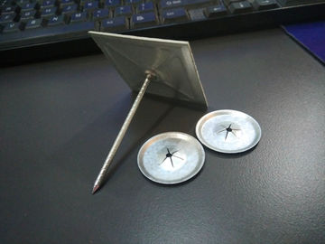 2.7mm x 70mm 自己粘着ロックウールピン 50 x 50 mm ベース (ほこり除去用)