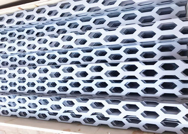 26*61mmの穴が付いている耐火性の穴があいたアルミニウムAudiの正面のパネル