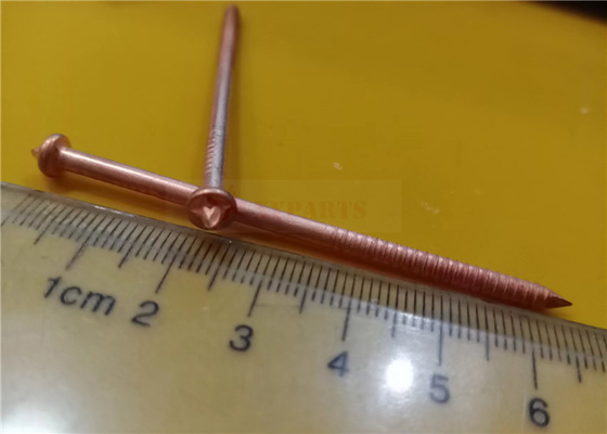 3mm x 65mmのスタッド溶接は38mmの自己の錠洗濯機が付いている穏やかな鋼鉄絶縁材をピンで止める